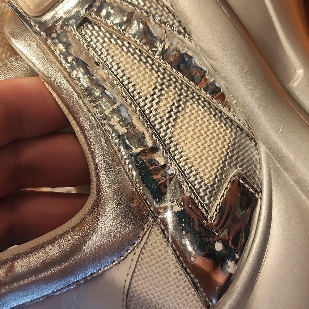 LOUIS VUITTON Calfskin Technical Nylon LV Archlight Sneakers 41 White Silver - Picture 11 of 16